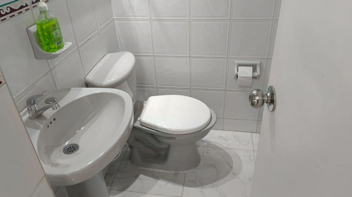 Apartamento en Arriendo - Bogota, SAN ANTONIO NORTE 4698