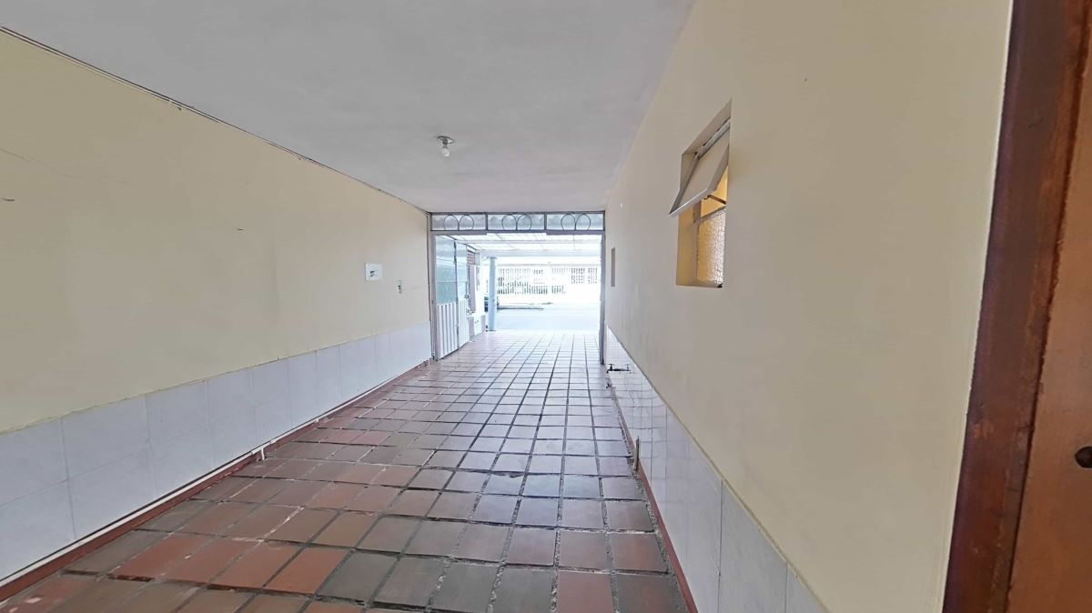 Casa en Venta - Bogota, SANTA ISABEL 4284