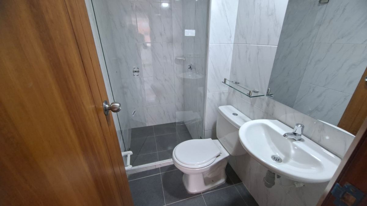 Apartamento en Arriendo - Madrid, ALTOS DE MADRID 5139