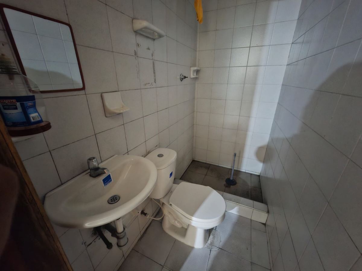 Casa en Arriendo - Bogota, SANTA ISABEL 6310