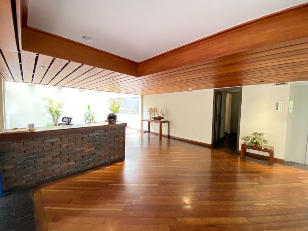 Apartamento en Arriendo - Bogota, LOS ROSALES 5617