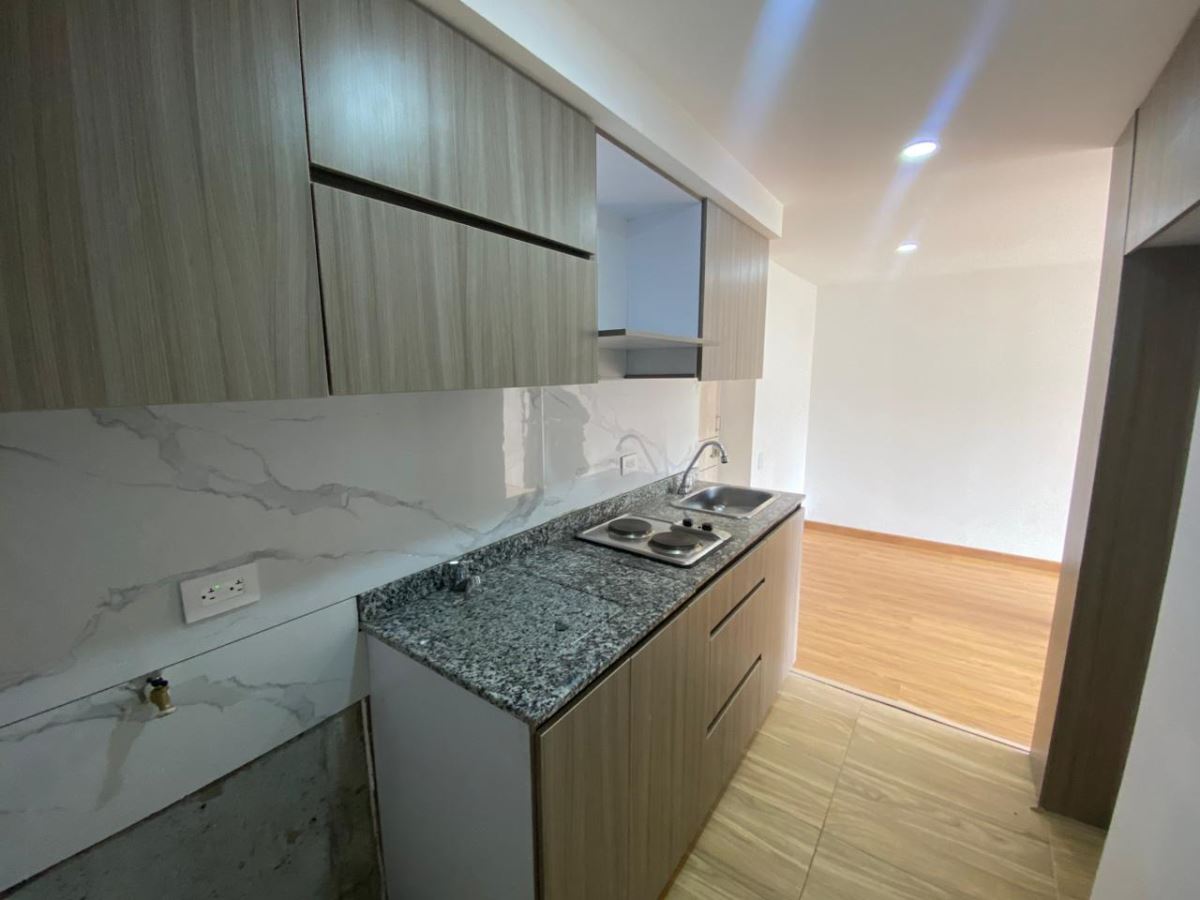 Apartamento en Arriendo - Bogota, EL REDIL 4380