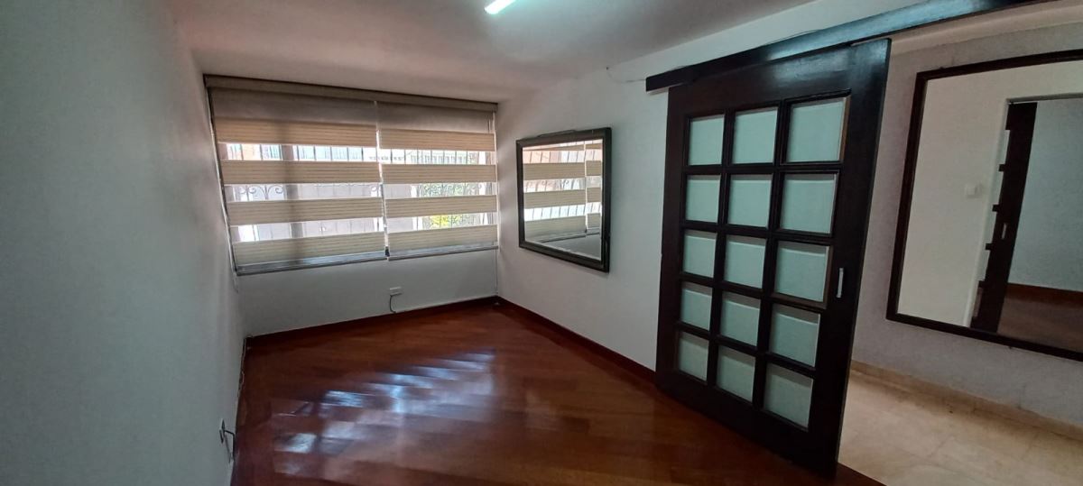 Casa en Arriendo - Bogota, SANTA PAULA 4689