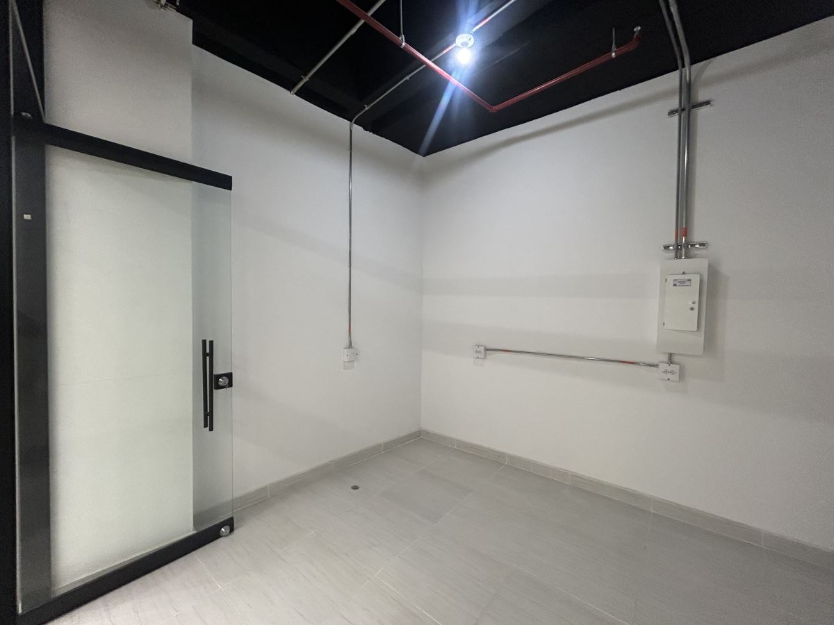 Local en Venta - La Calera, LA CALERA 3386