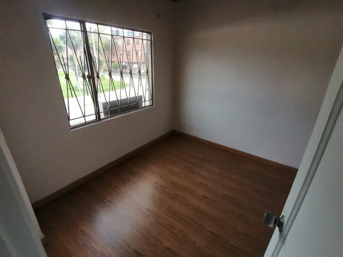 Casa en Venta - Bogota, LOMBARDIA 2000