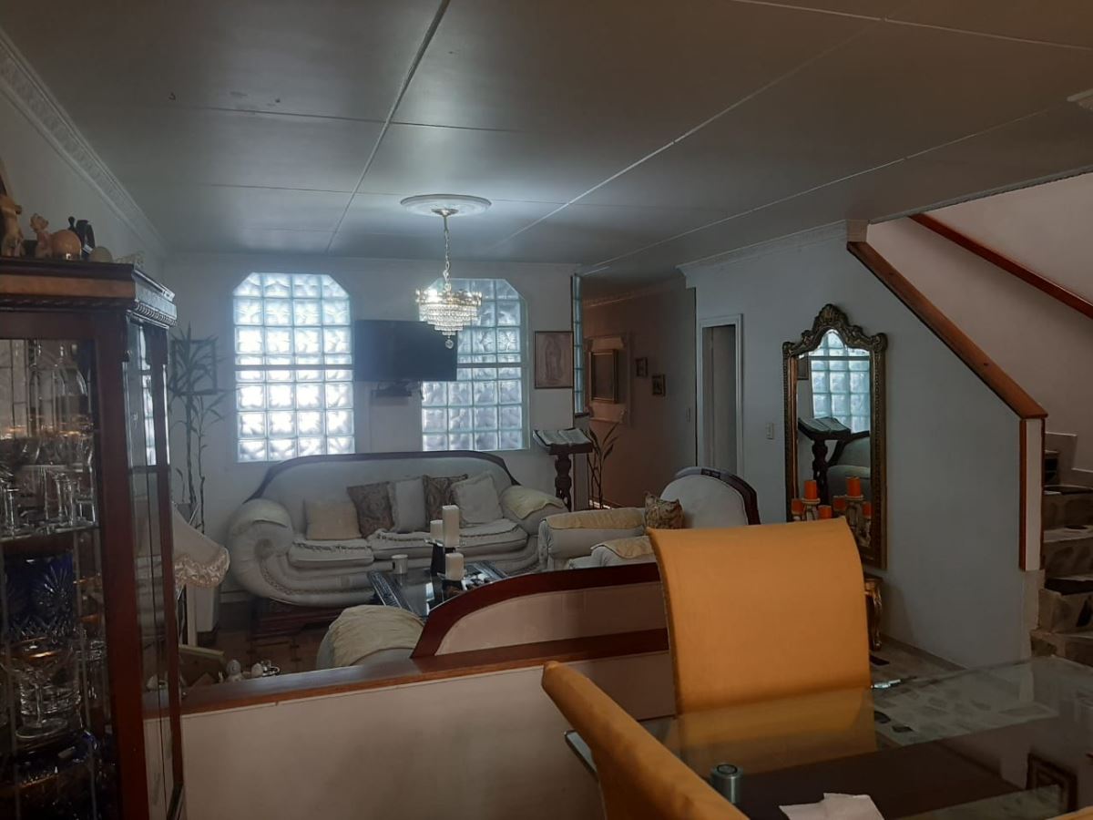 Casa en Venta - Bogota, NORMANDÍA 4901