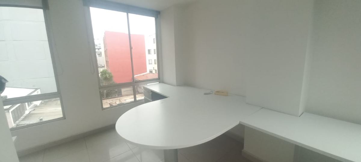 Oficina en Arriendo - Bogota, PUENTE LARGO 3471
