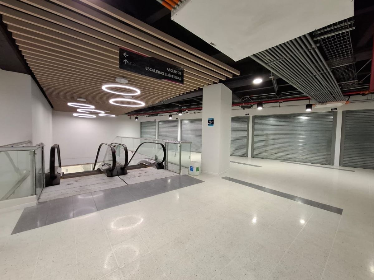 Local en Arriendo - Bogota, LA SABANA 4001