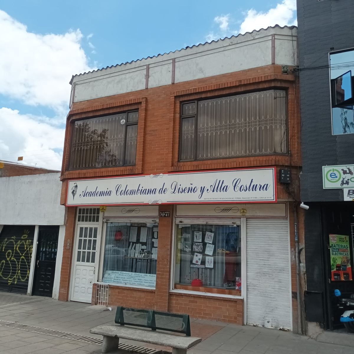 Casa en Venta - Bogota, BOSQUE POPULAR 3104