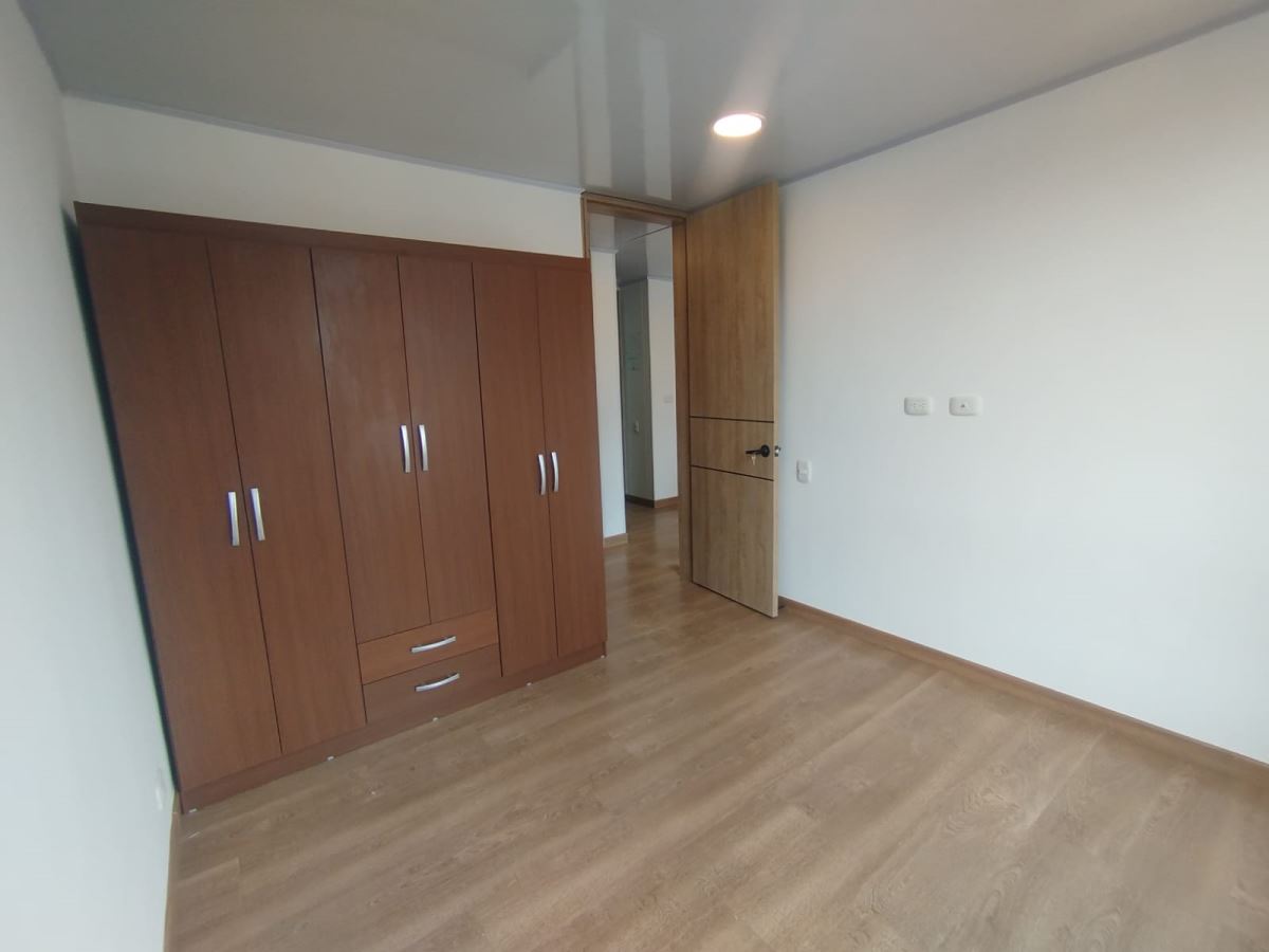 Apartamento en Arriendo - Bogota, MAZURÉN 4812