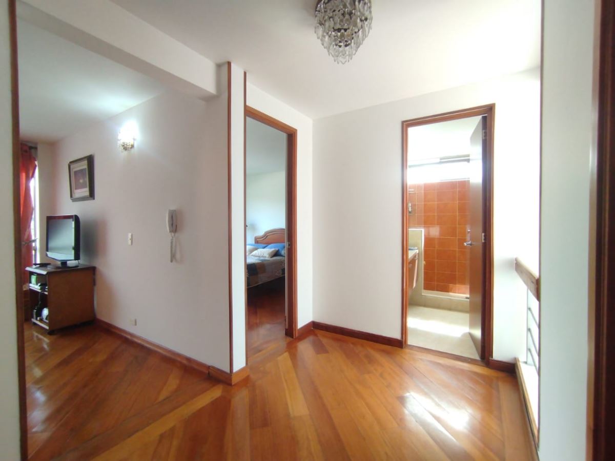 Casa en Arriendo - Bogota, IBERIA 5302