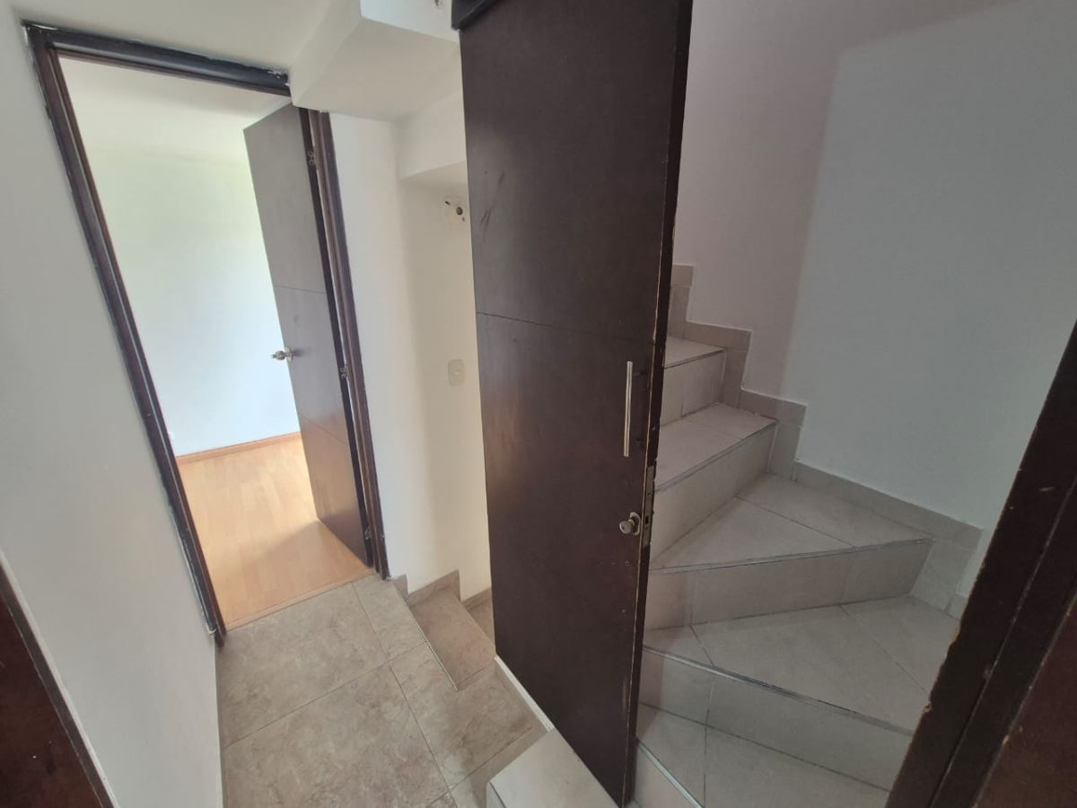 Casa en Arriendo - Bogota, CASTILLA 1370