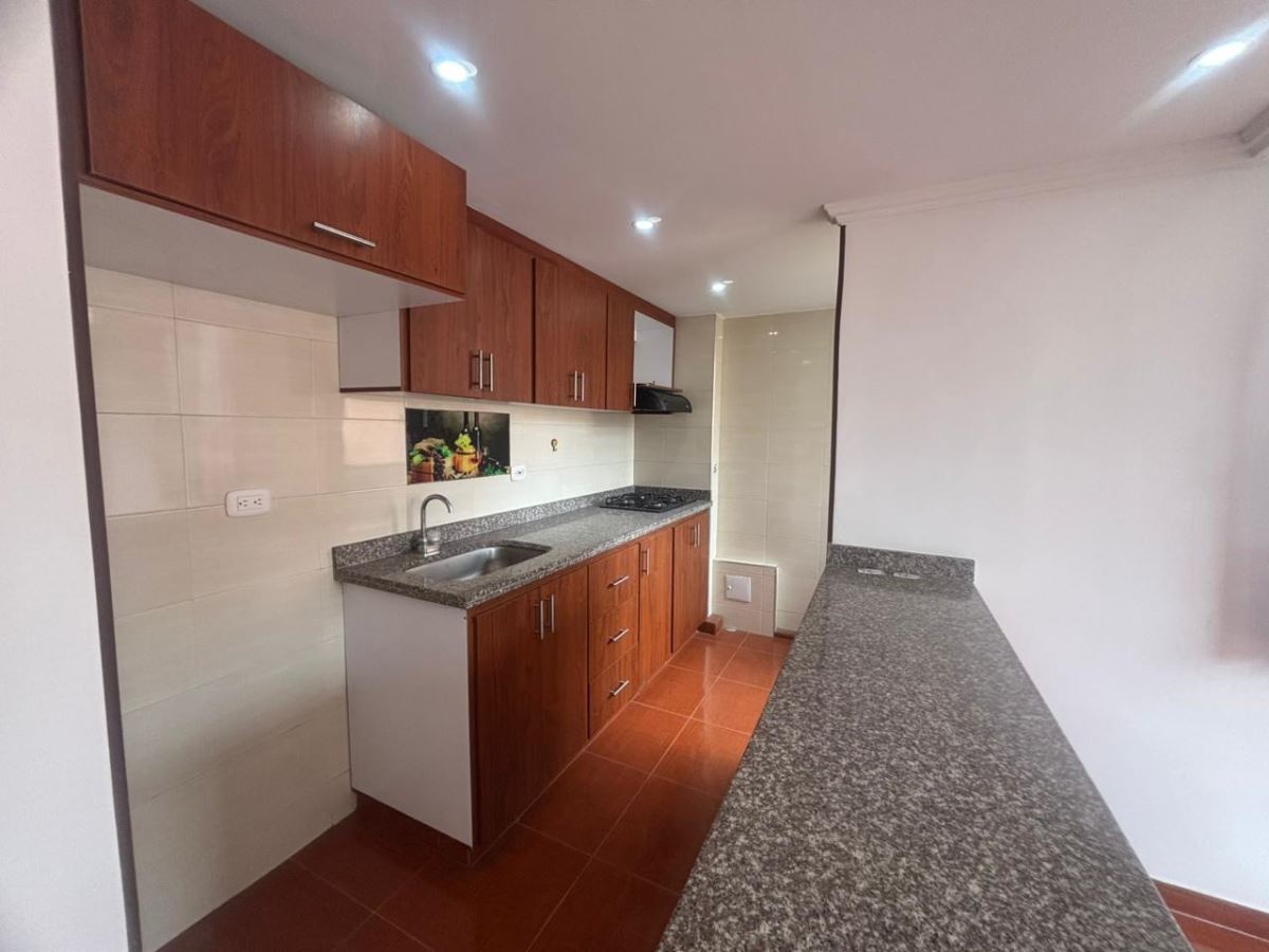 Apartamento en Venta - Madrid, SERREZUELA 4987