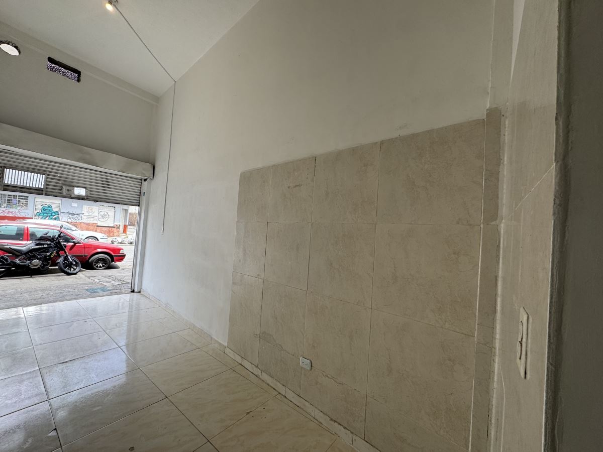 Local en Arriendo - Bogota, SAMPER MENDOZA 6105