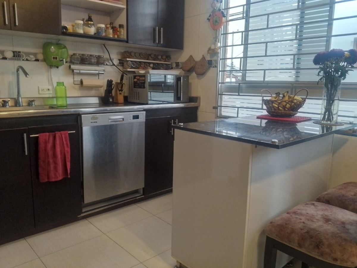 Casa en Venta - Bogota, SAN FERNANDO OCCIDENTAL 3964