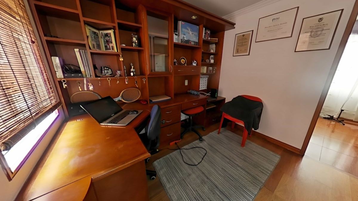Casa en Venta - Bogota, CALATRAVA 4432