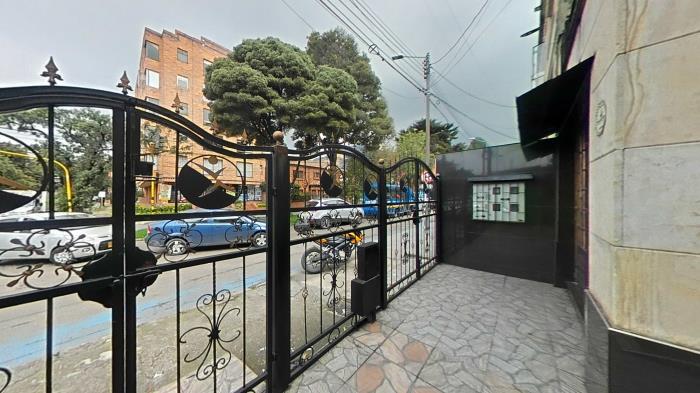 Casa en Venta - Bogota, SANTA BÁRBARA CENTRAL 2541