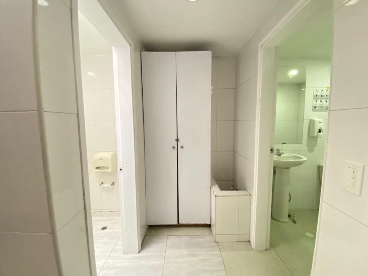 Casa en Venta - Bogota, LAGO GAITÁN 4969