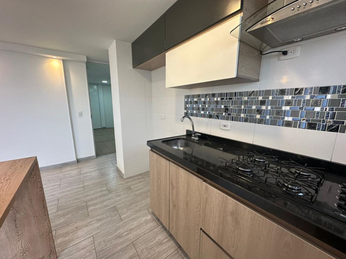 Apartamento en Arriendo - Bogota, CASTILLA 4518