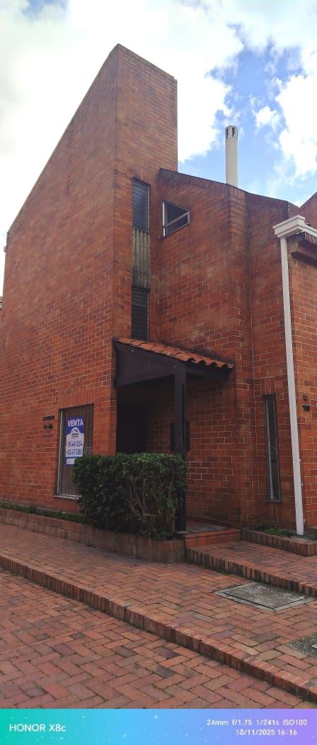 Casa en Venta - Bogota, JOSÉ JOAQUÍN VARGAS 5201