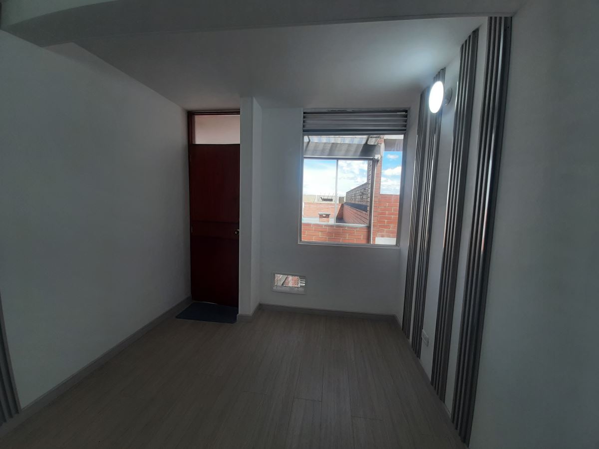 Apartamento en Arriendo - Bogota, PINAR DE SUBA 4737