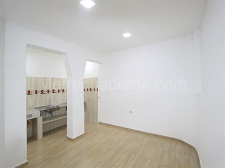 Casa en Venta - Bogota, SAN BERNARDINO 6082