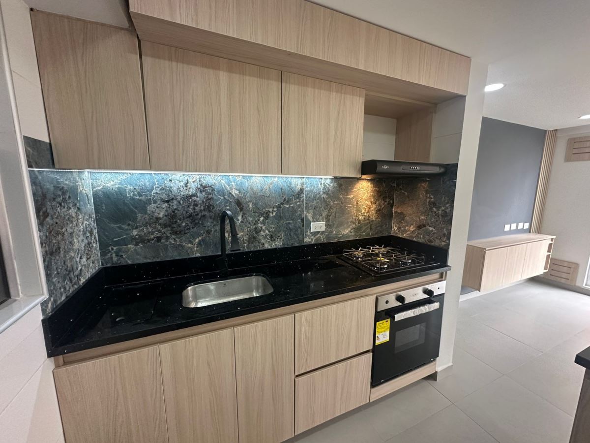 Apartamento en Arriendo - Bogota, HAYUELOS 4483