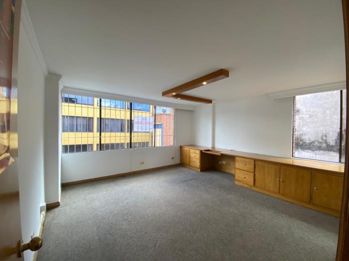 Oficina en Venta - Bogota, CHAPINERO NORTE 2540