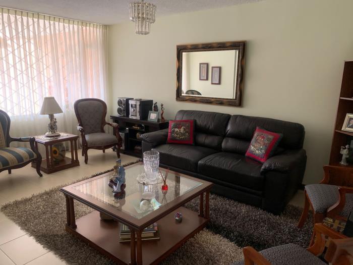 Casa en Venta - Bogota, LISBOA 2455