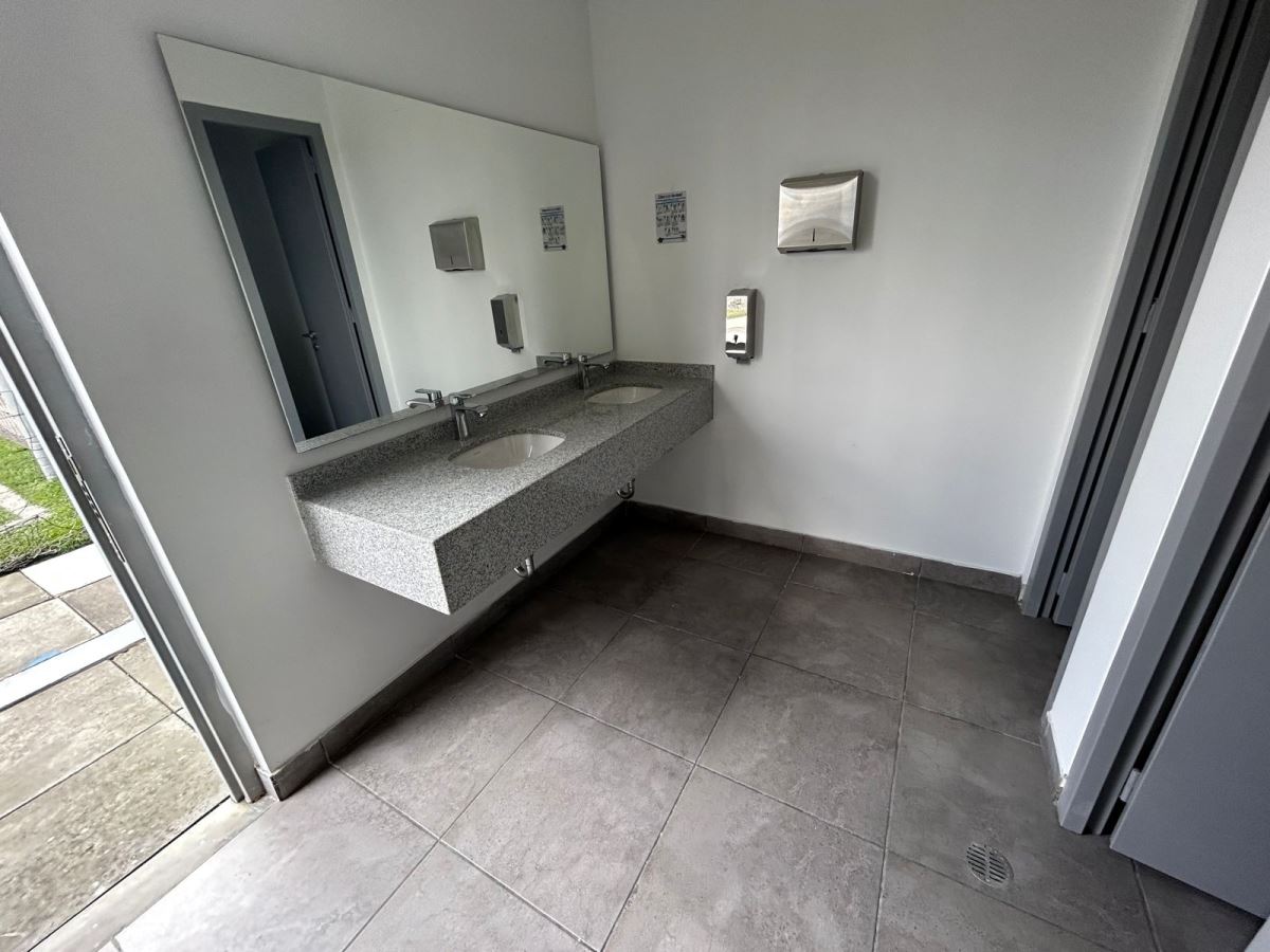 Local en Arriendo - Bogota, ZONA FRANCA 1189