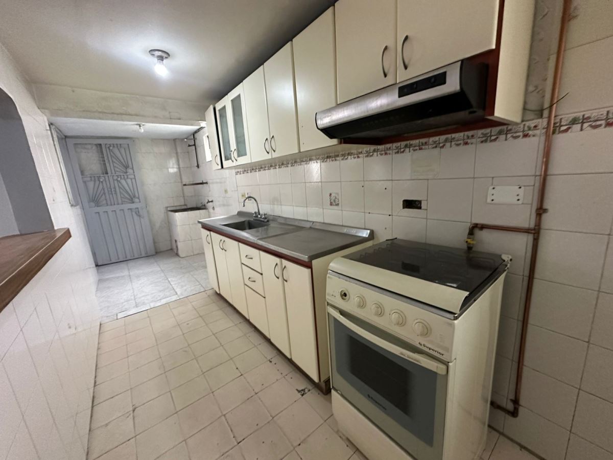 Casa en Arriendo - Bogota, VILLA ALSACIA 5346