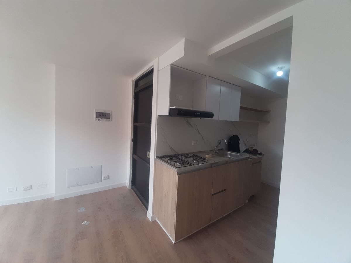 Apartamento en Arriendo - Bogota, MIRANDELA 4915