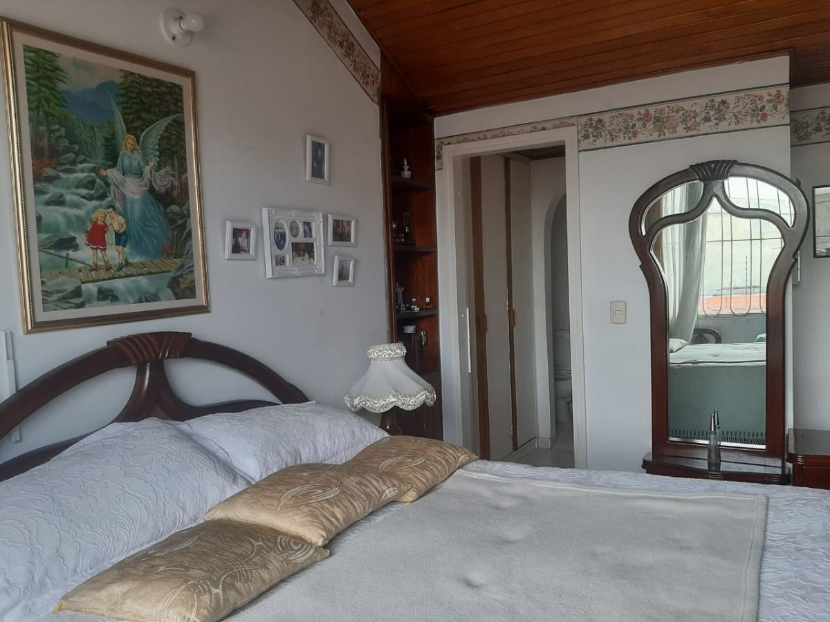 Casa en Venta - Bogota, NORMANDÍA 4901