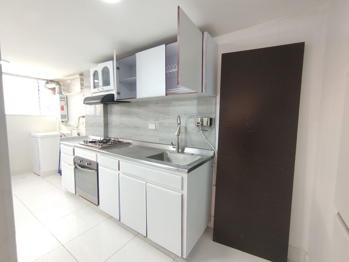 Apartamento en Arriendo - Bogota, LA COLINA CAMPESTRE 4665