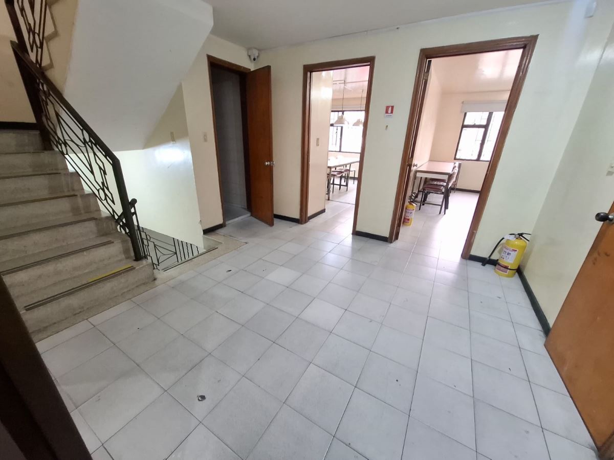 Casa en Arriendo - Bogota, SANTA ISABEL 6310