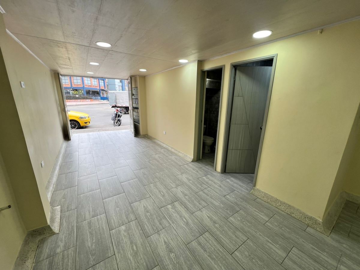 Local en Arriendo - Bogota, VILLA ALSACIA 5323