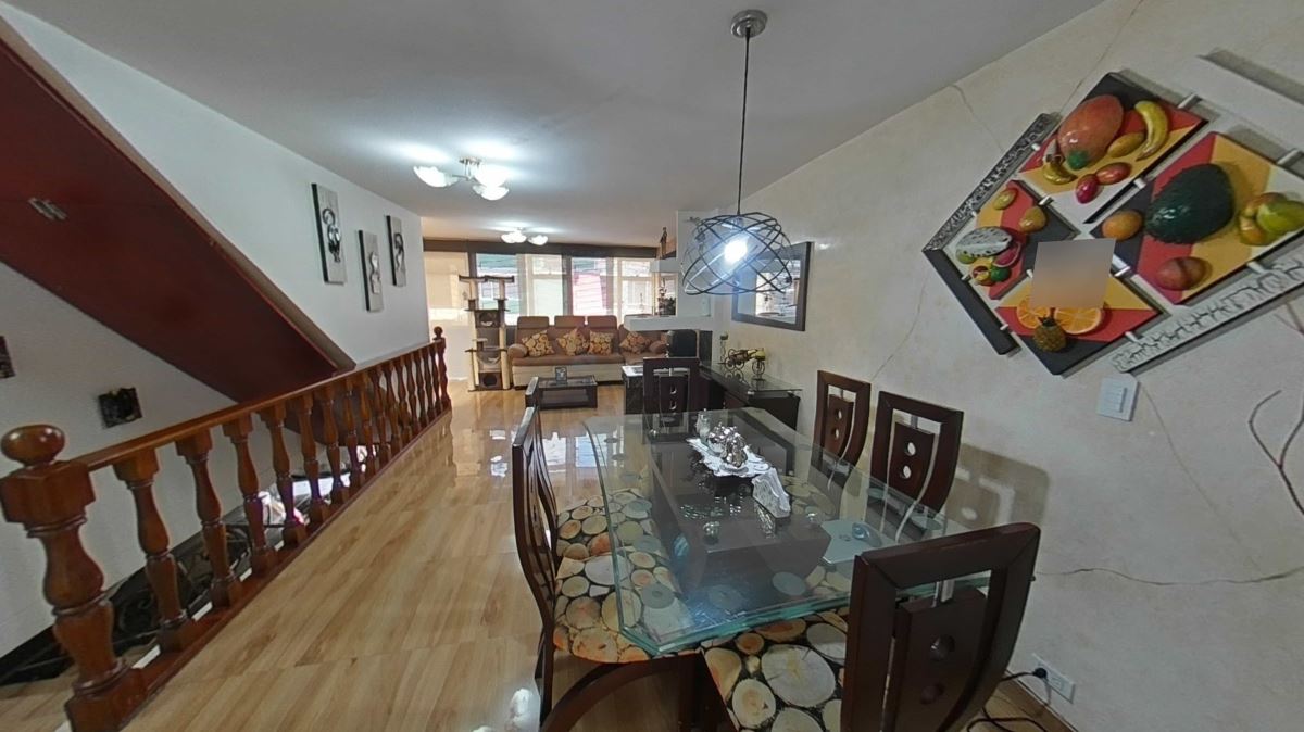 Casa en Venta - Bogota, SANTA ISABEL 2920