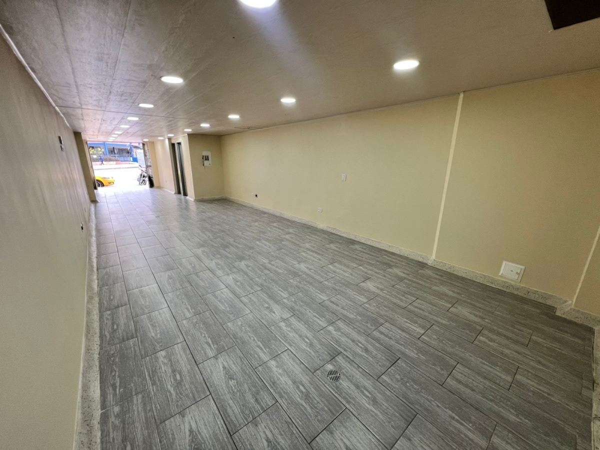 Local en Arriendo - Bogota, VILLA ALSACIA 5323