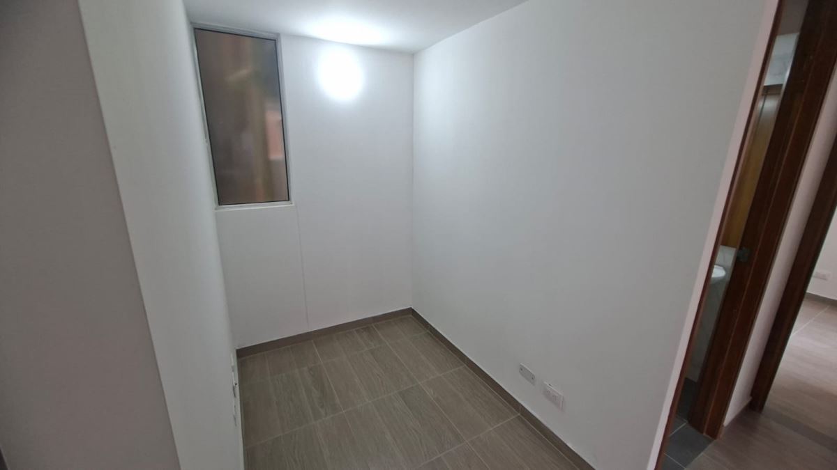 Apartamento en Arriendo - Madrid, ALTOS DE MADRID 5139