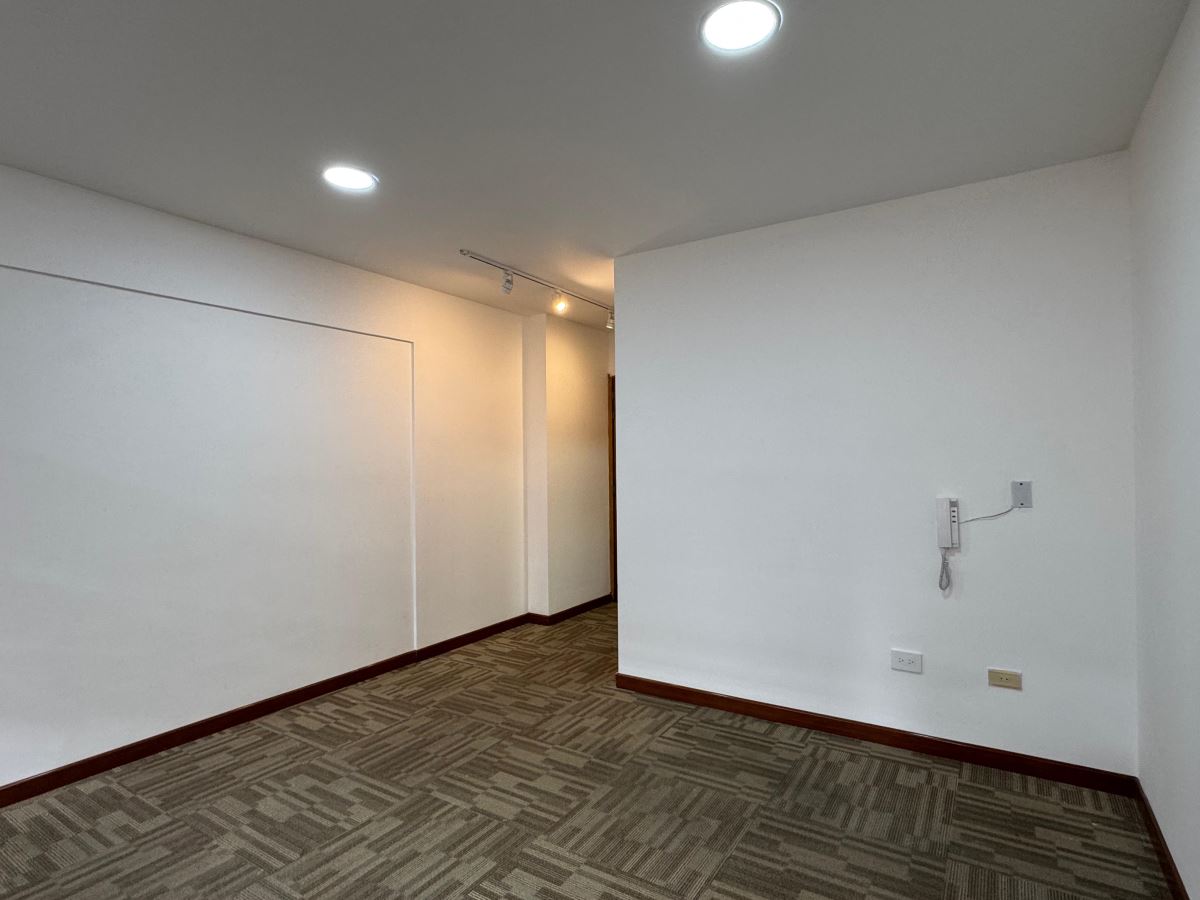 Oficina en Arriendo - Bogota, SAMPER 4953