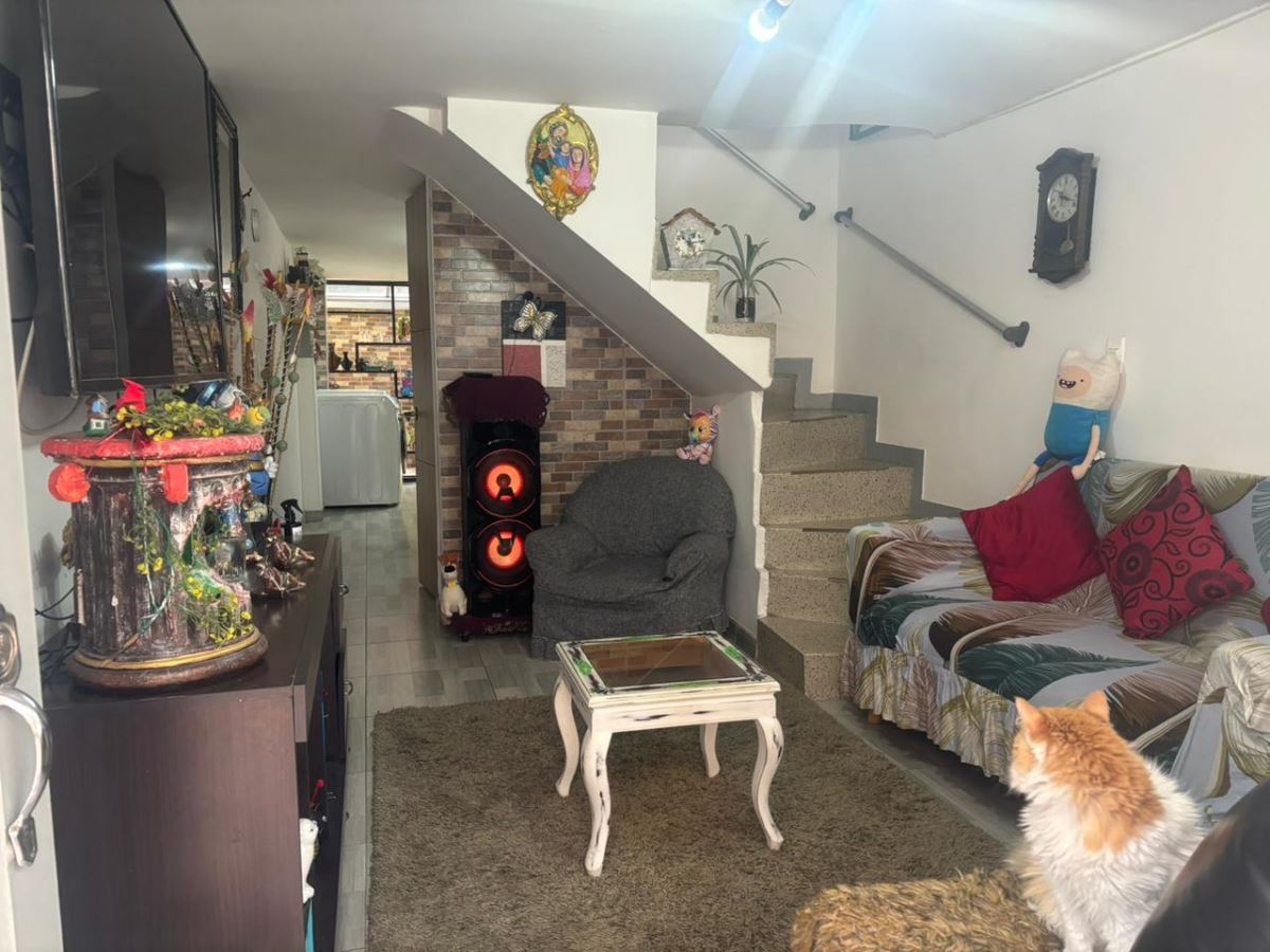 Casa en Venta - Bogota, PUERTA DEL SOL 4700