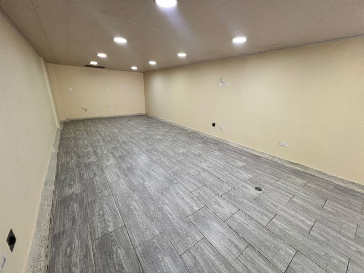 Local en Arriendo - Bogota, VILLA ALSACIA 5323