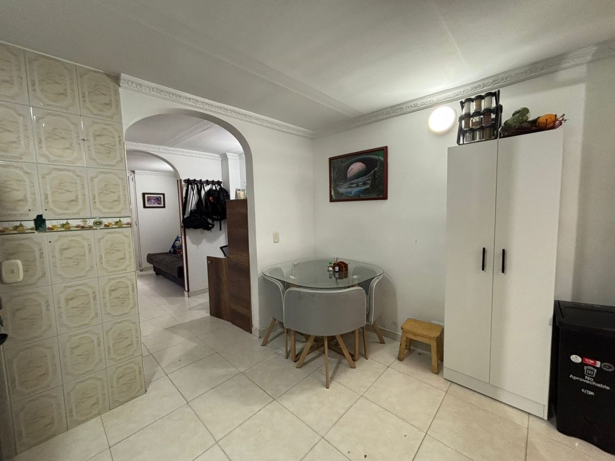 Casa en Venta - Bogota, SAN ANTONIO 5922