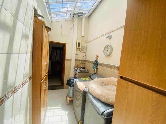 Casa en Venta - Bogota, EL CONTADOR 2384