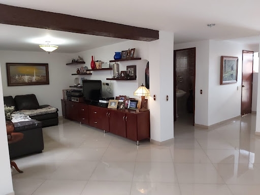 Casa en Venta - Bogota, CERROS DE NIZA 1759