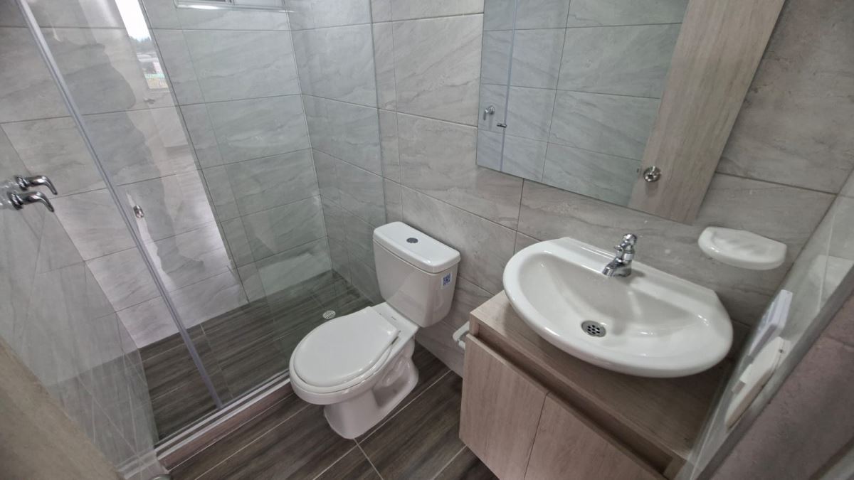 Apartamento en Arriendo - Madrid, RESERVA DE MADRID 6089