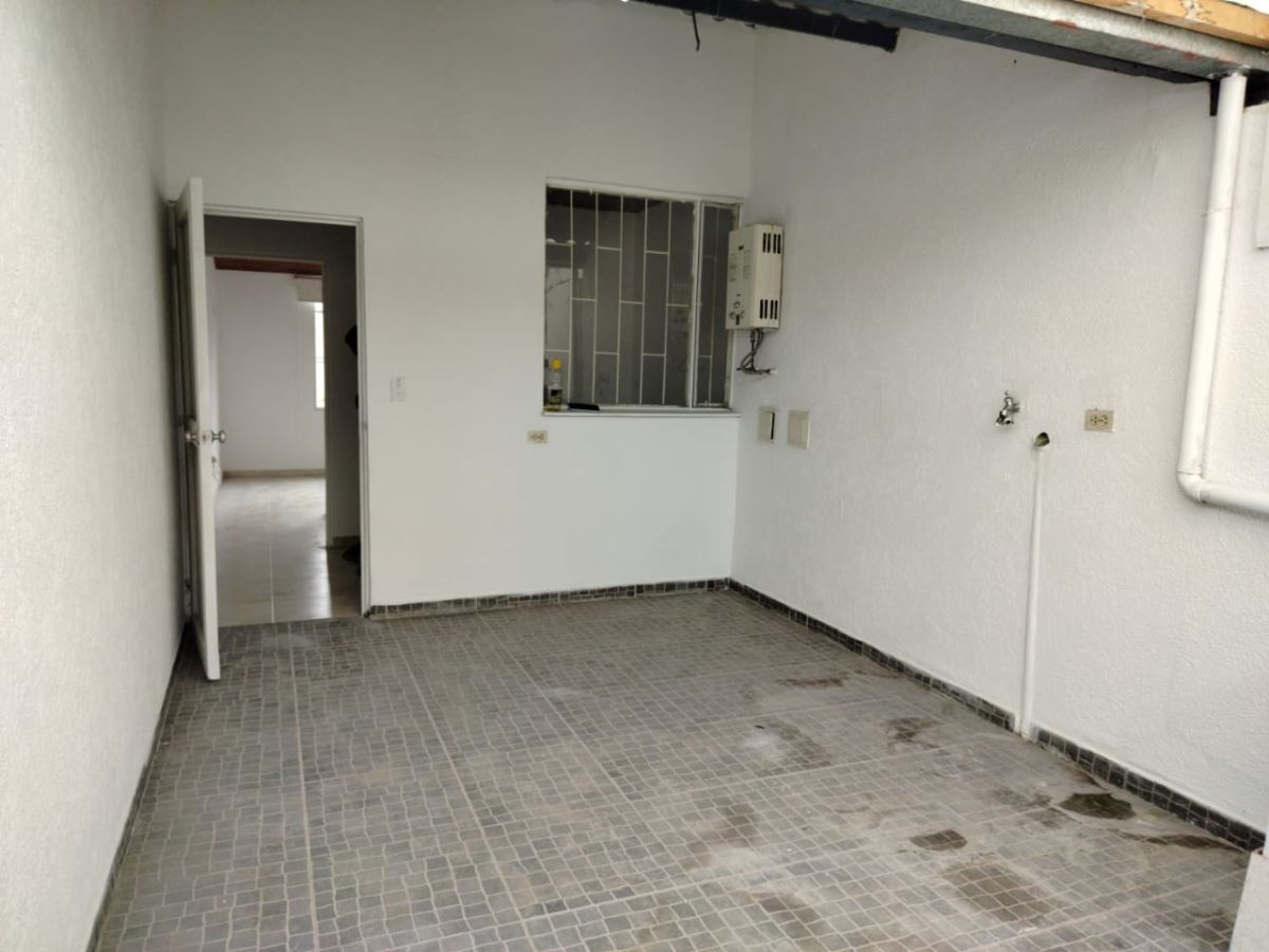 Casa en Venta - Bogota, SAN ANTONIO NORTE 4003