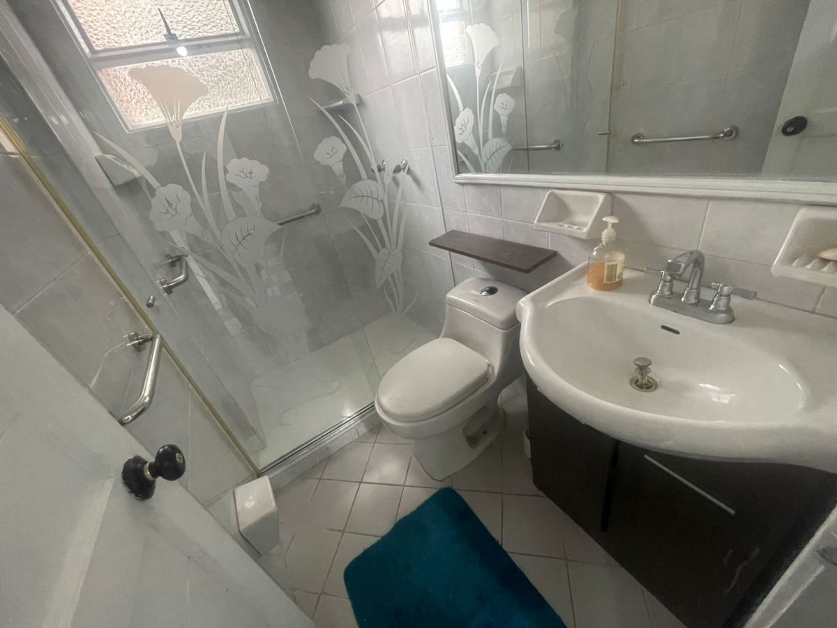 Apartamento en Arriendo - Bogota, CEDRITOS 5724
