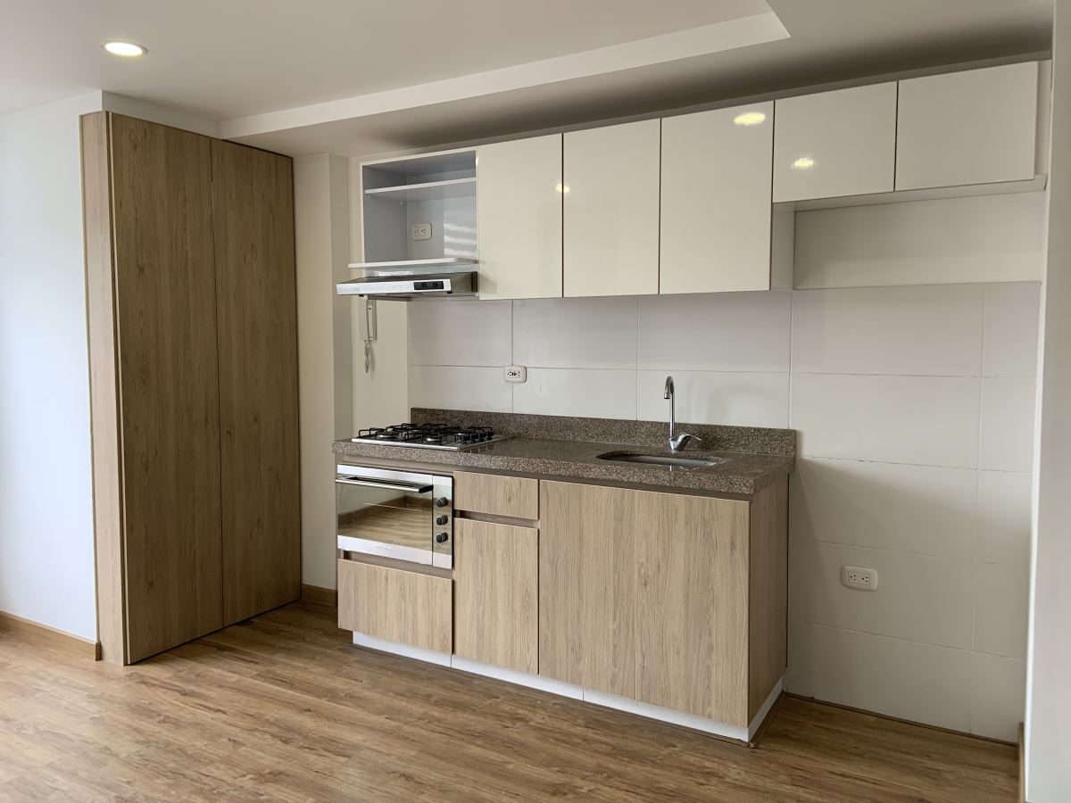 Apartamento en Arriendo - Bogota, GALERÍAS 3037