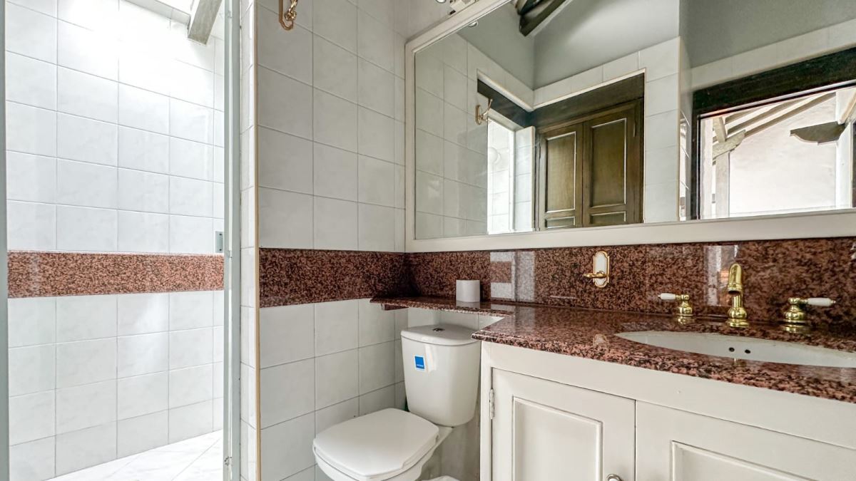 Casa en Arriendo - Bogota, NIZA 5950